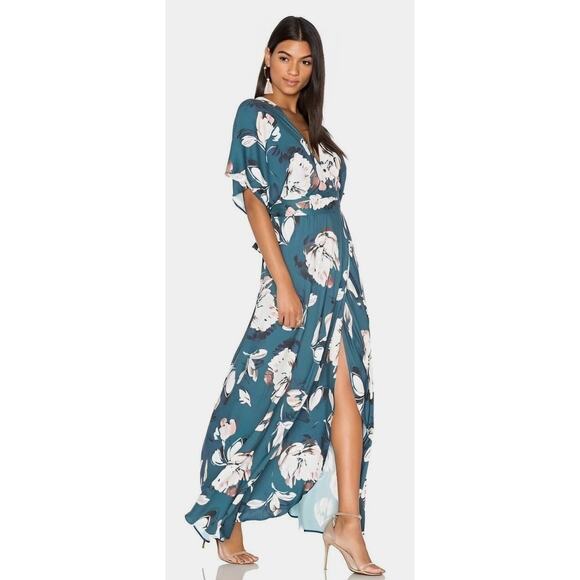 Yumi Kim Kimono Sleeve Floral Maxi Button Front Dress in Blushing Daisy | Large - Picture 1 of 6
